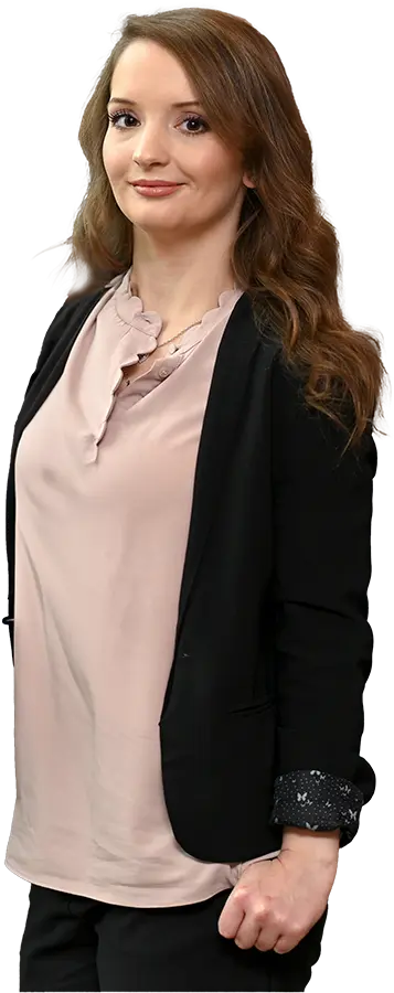 Dr. Ivett Bognár